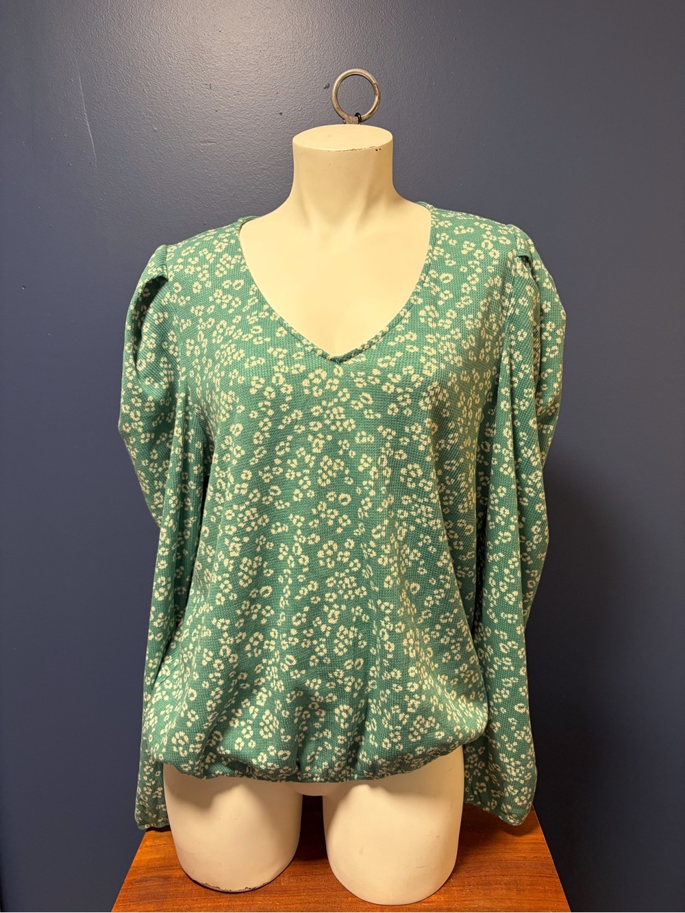 Women’s Teal Floral V-Neck Long Sleeve Top